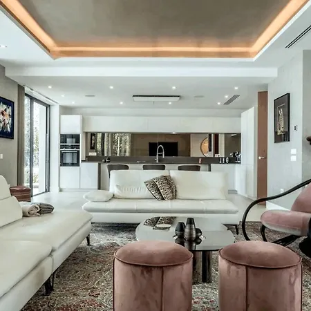 Villa Cerro With Amazing Sea Views *